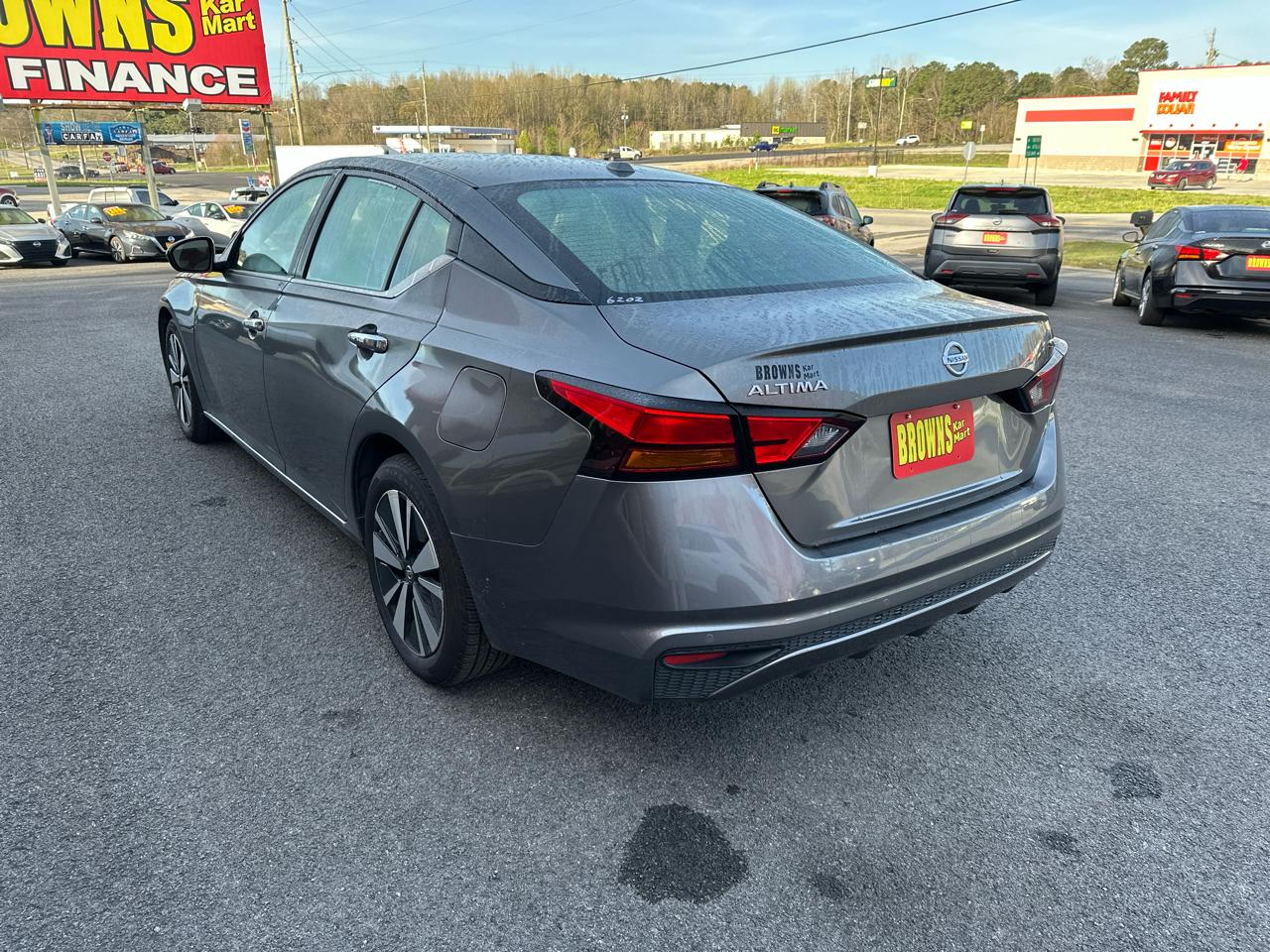 Nissan Altima 2.5 SV Sedan 2022