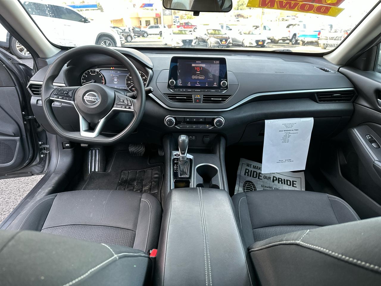 Nissan Altima 2.5 SV Sedan 2022