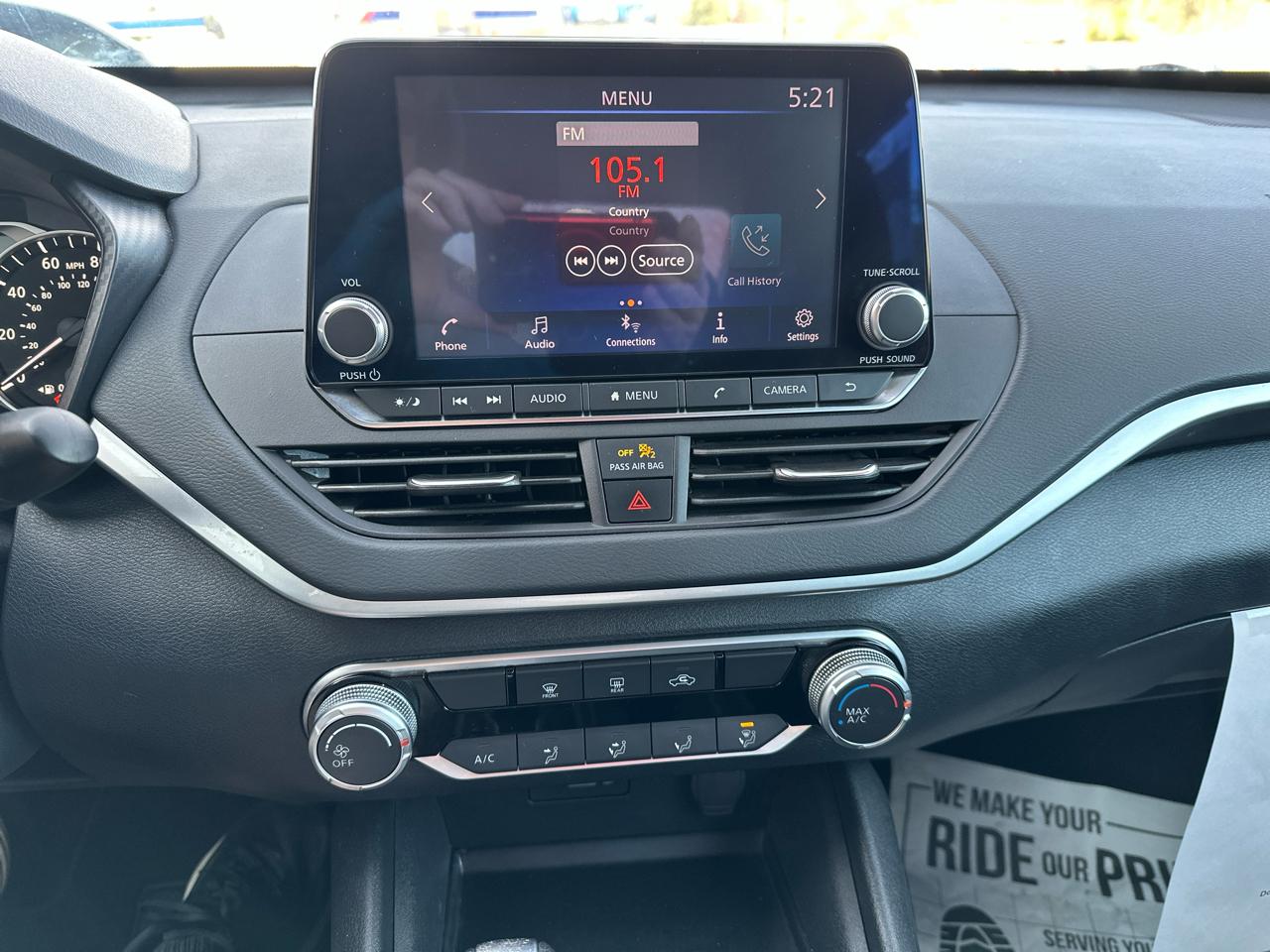 Nissan Altima 2.5 SV Sedan 2022