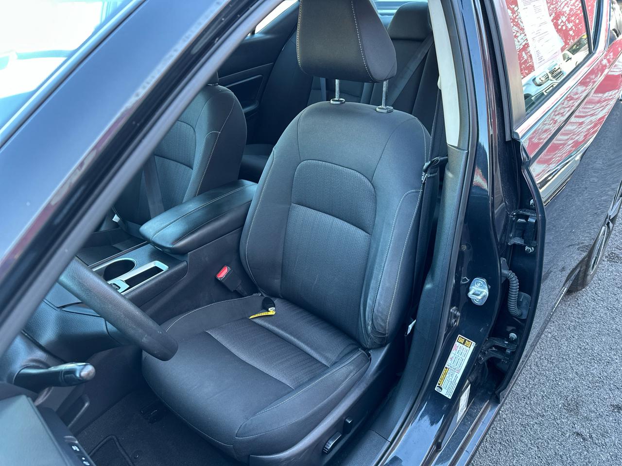 Nissan Altima 2.5 SV Sedan 2022