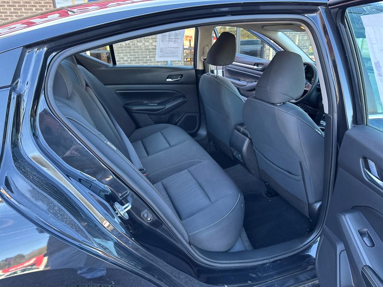 Nissan Altima 2.5 SV Sedan 2022