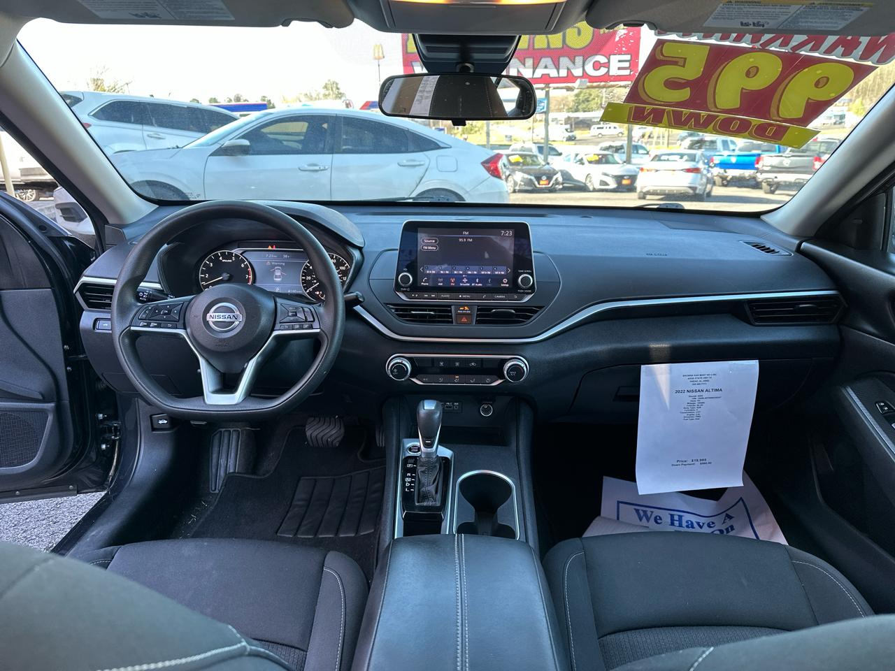 Nissan Altima 2.5 SV Sedan 2022