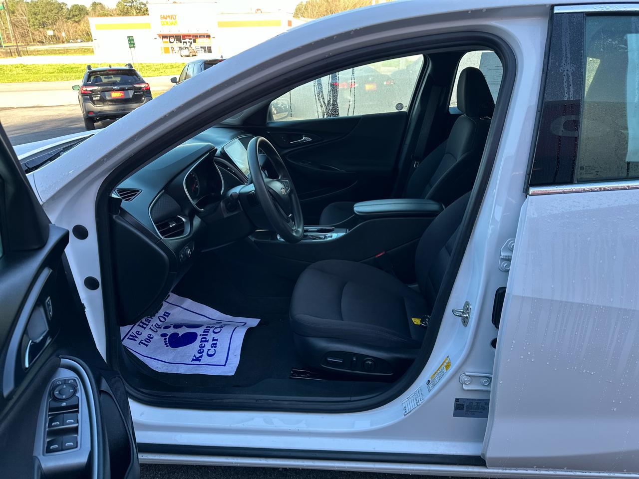 Chevrolet Malibu 4dr Sdn 1LT 2023