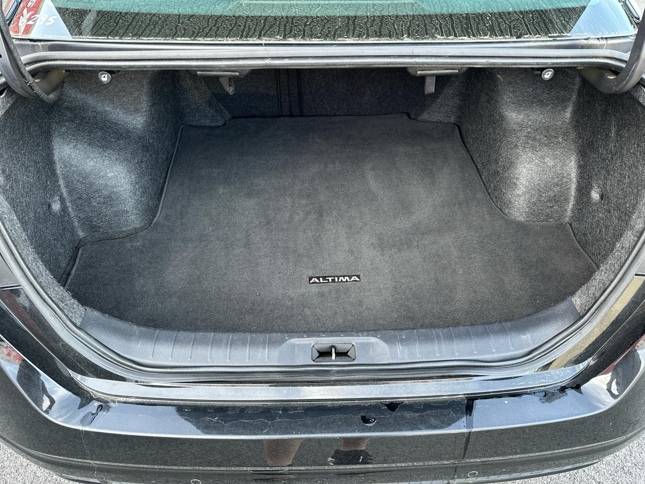 Nissan Altima 2.5 SV Sedan 2024