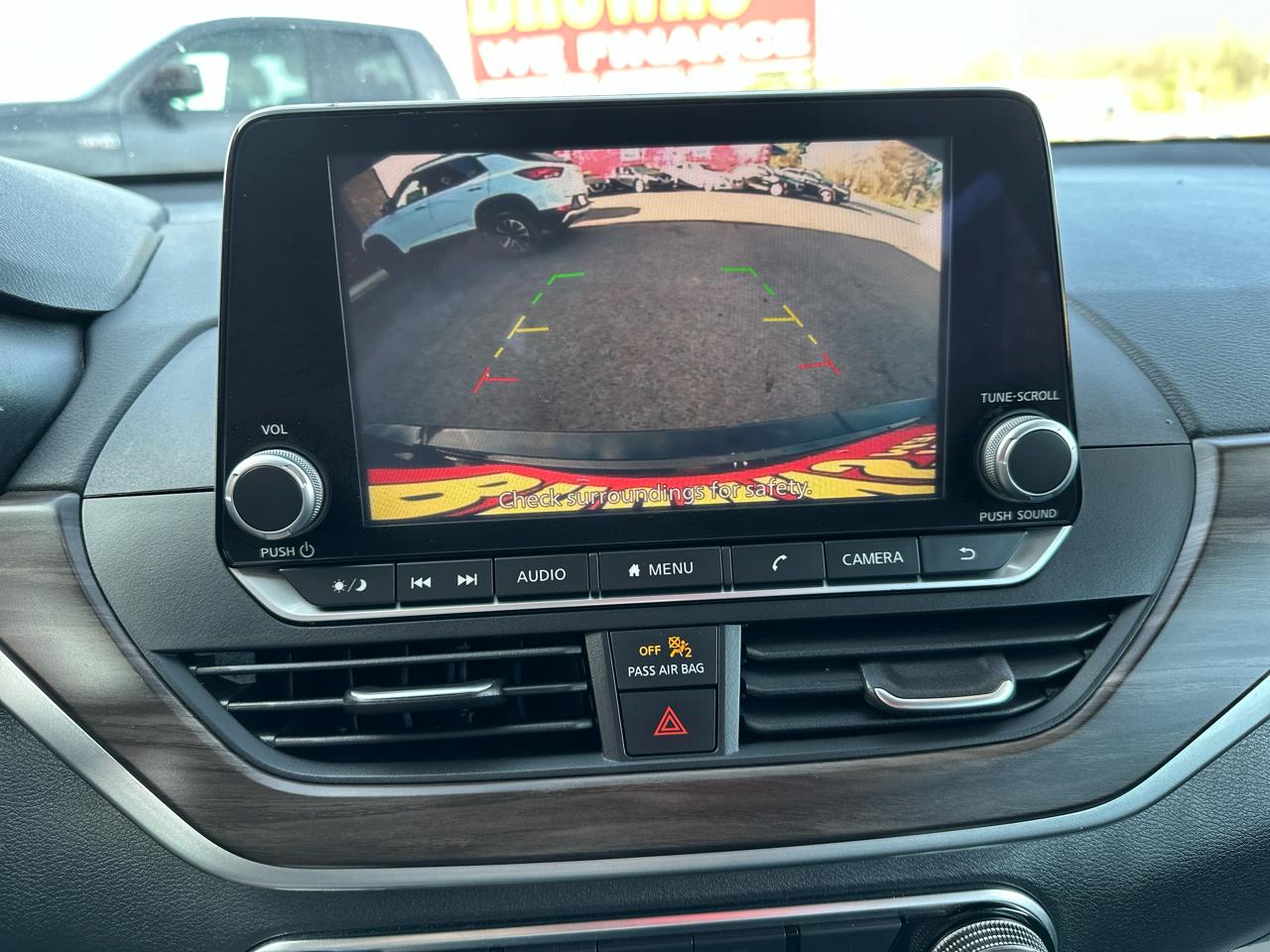 Nissan Altima 2.5 SV Sedan 2024