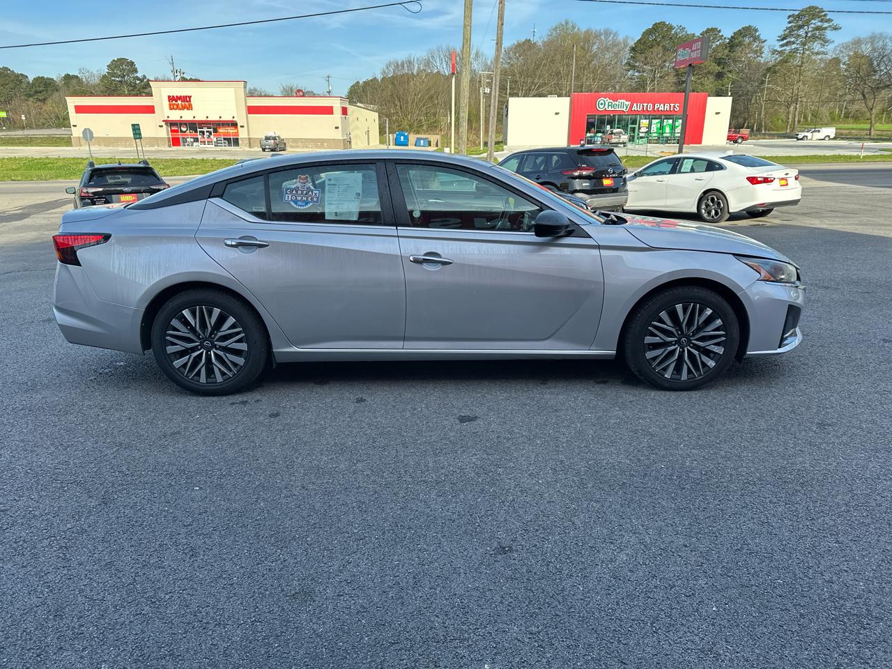 Nissan Altima 2.5 SV Sedan 2024