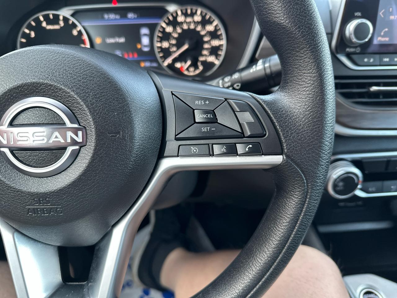 Nissan Altima 2.5 SV Sedan 2024