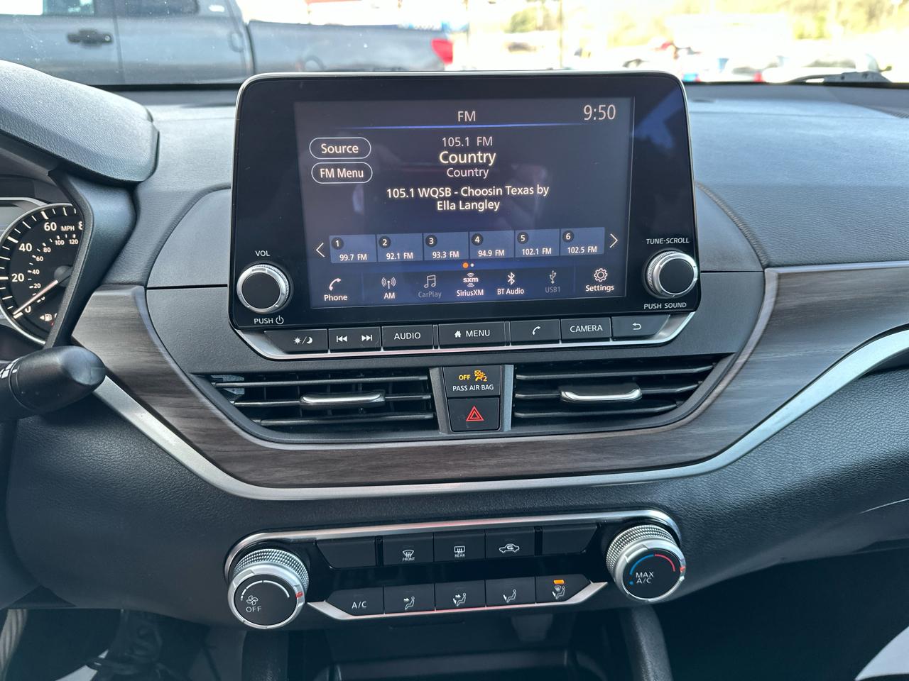 Nissan Altima 2.5 SV Sedan 2024