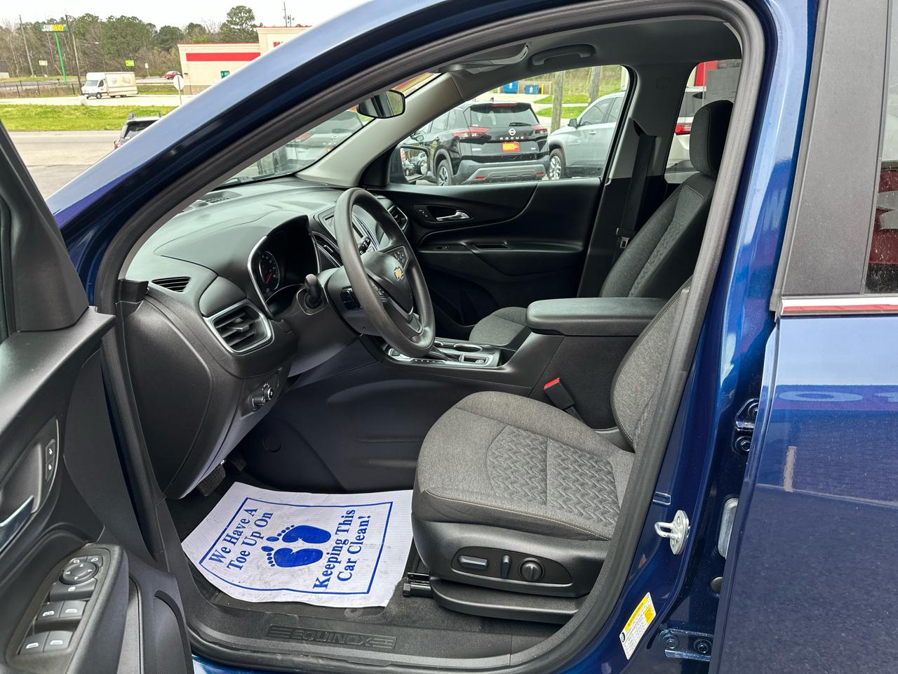 Chevrolet Equinox AWD 4dr LT w/1LT 2023