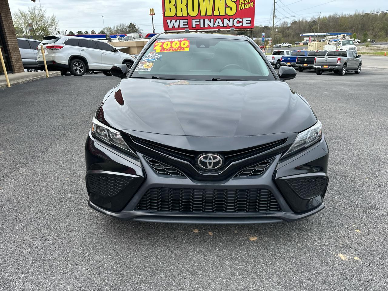 Toyota Camry SE Auto (Natl) 2021