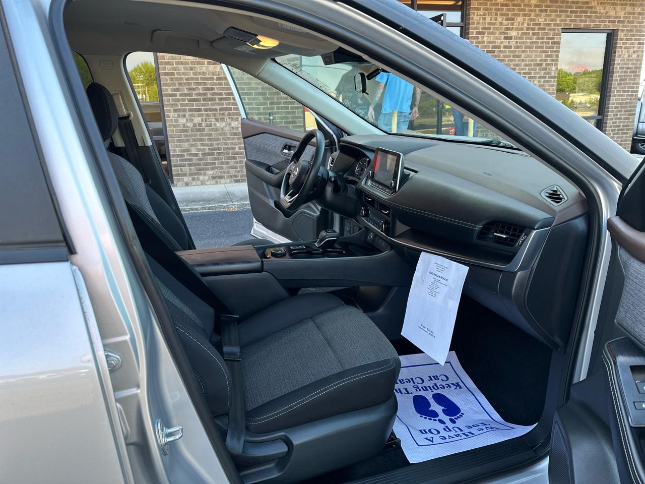 Nissan Rogue AWD SV 2023