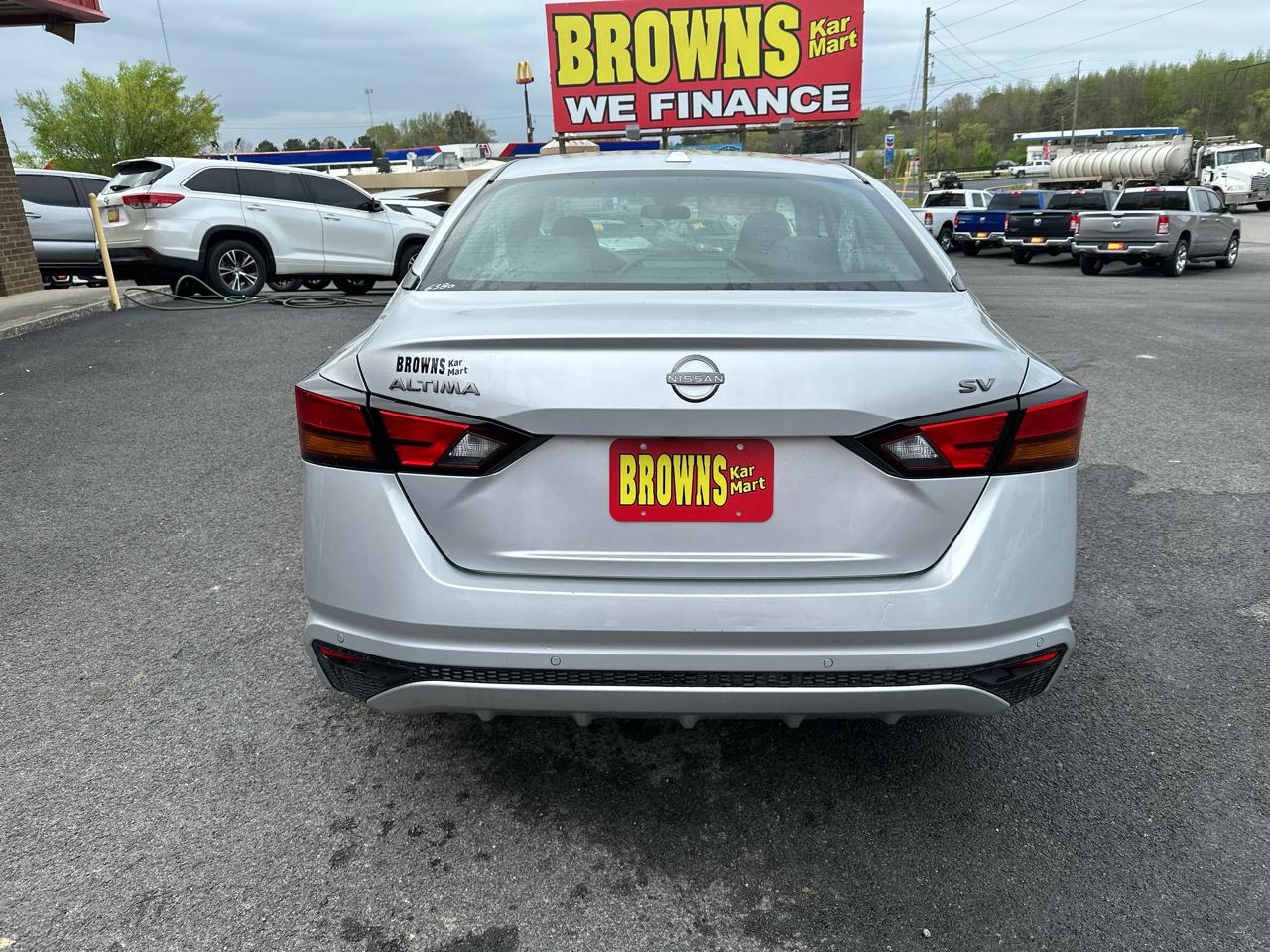 Nissan Altima 2.5 SV Sedan 2024