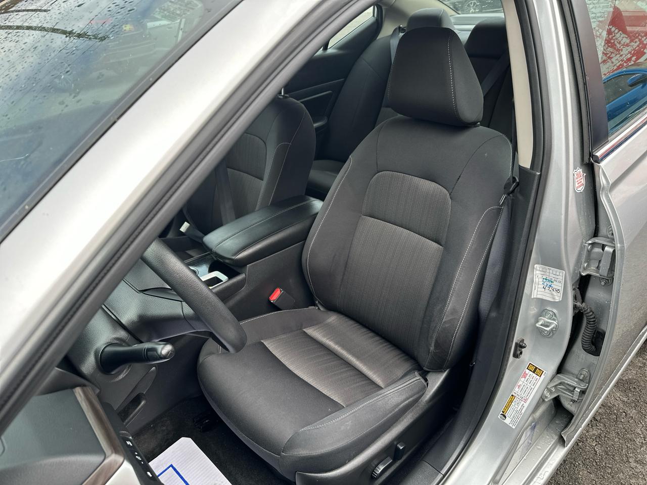 Nissan Altima 2.5 SV Sedan 2024