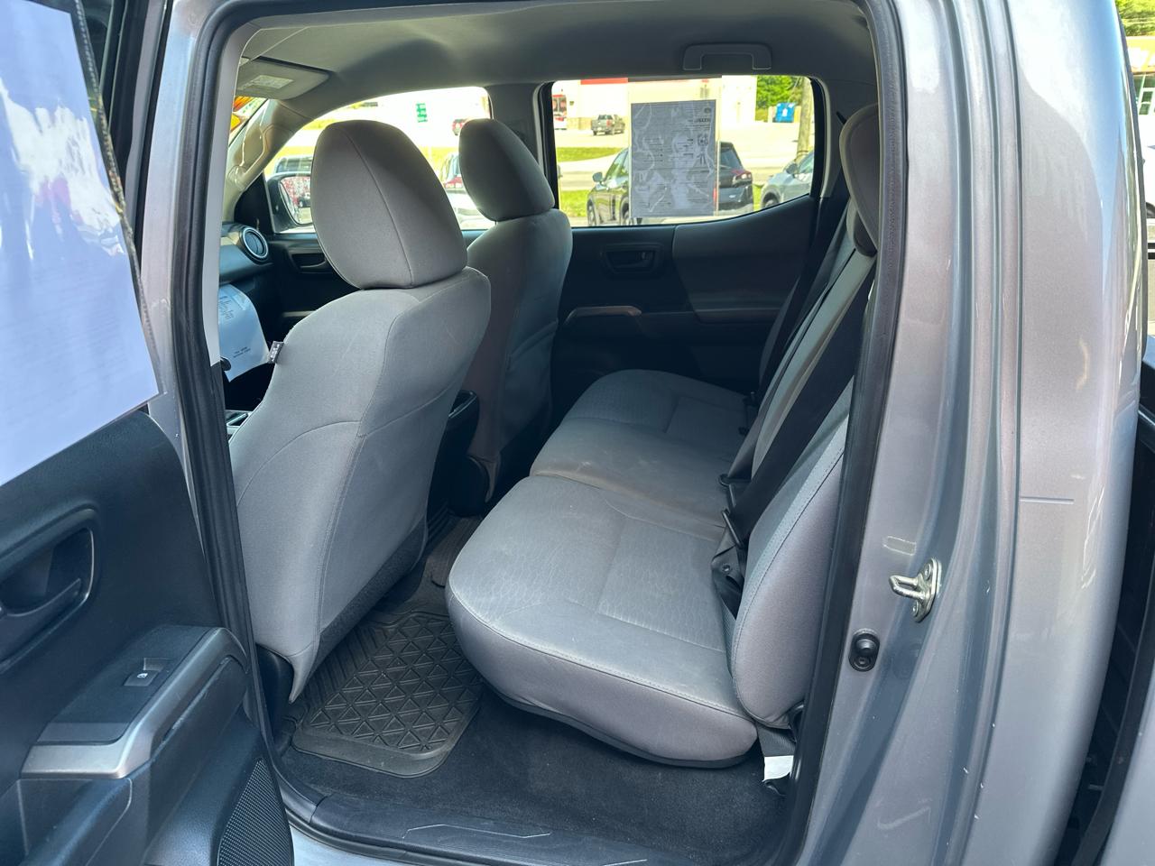 Toyota Tacoma 2WD Double Cab V6 AT TRD Off Road (Natl) 2016