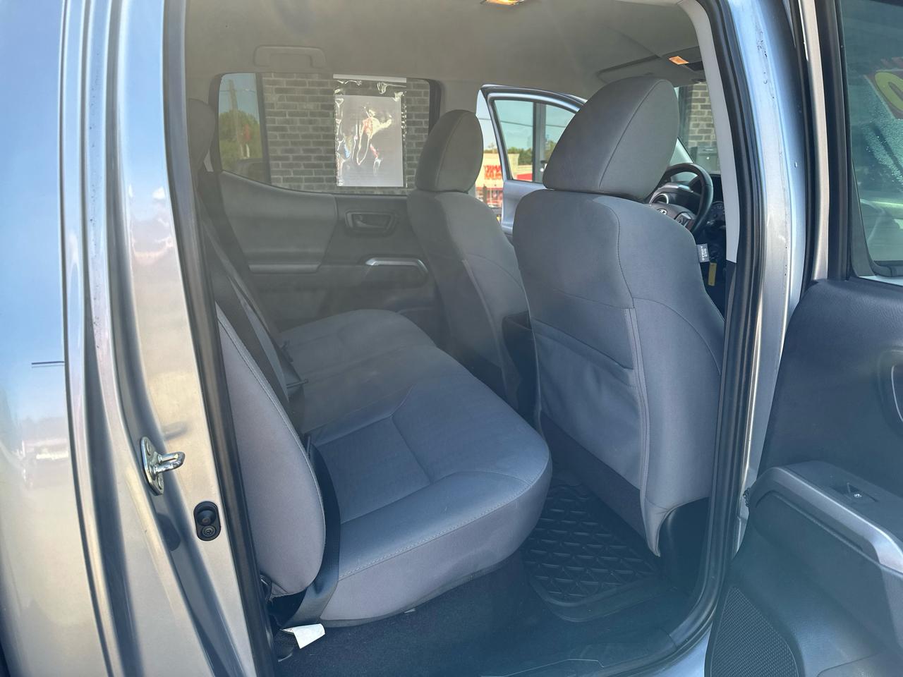 Toyota Tacoma 2WD Double Cab V6 AT TRD Off Road (Natl) 2016