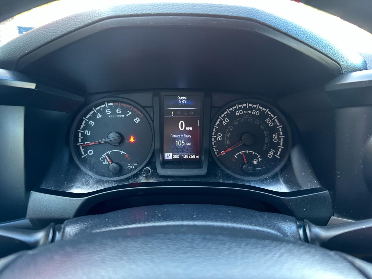 Toyota Tacoma SR Double Cab 5' Bed I4 4x2 AT (Natl) 2018