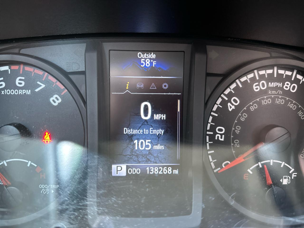 Toyota Tacoma SR Double Cab 5' Bed I4 4x2 AT (Natl) 2018