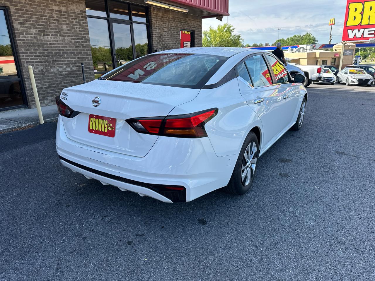 Nissan Altima 2.5 S Sedan 2021