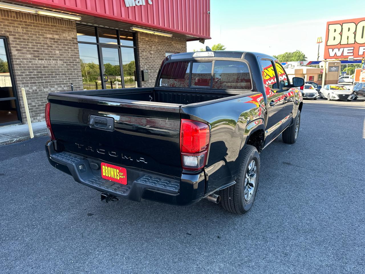 Toyota Tacoma 2WD SR5 Double Cab 5' Bed I4 AT (Natl) 2019