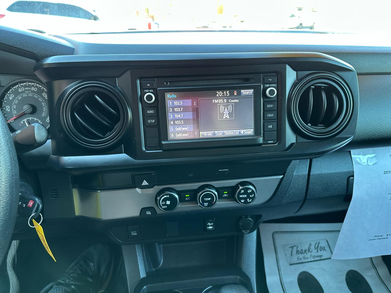 Toyota Tacoma 2WD SR5 Double Cab 5' Bed I4 AT (Natl) 2019
