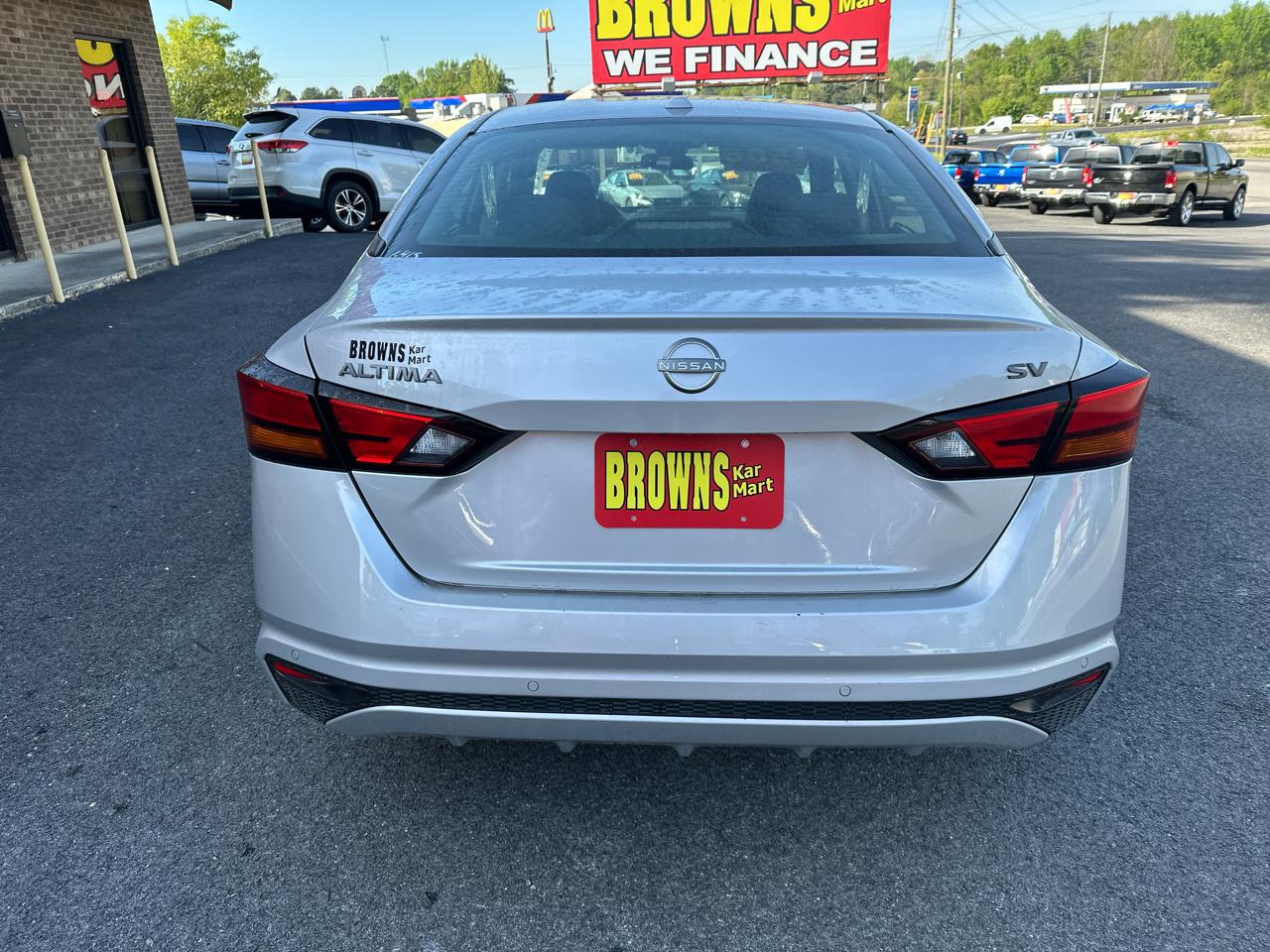 Nissan Altima 2.5 SV Sedan 2024