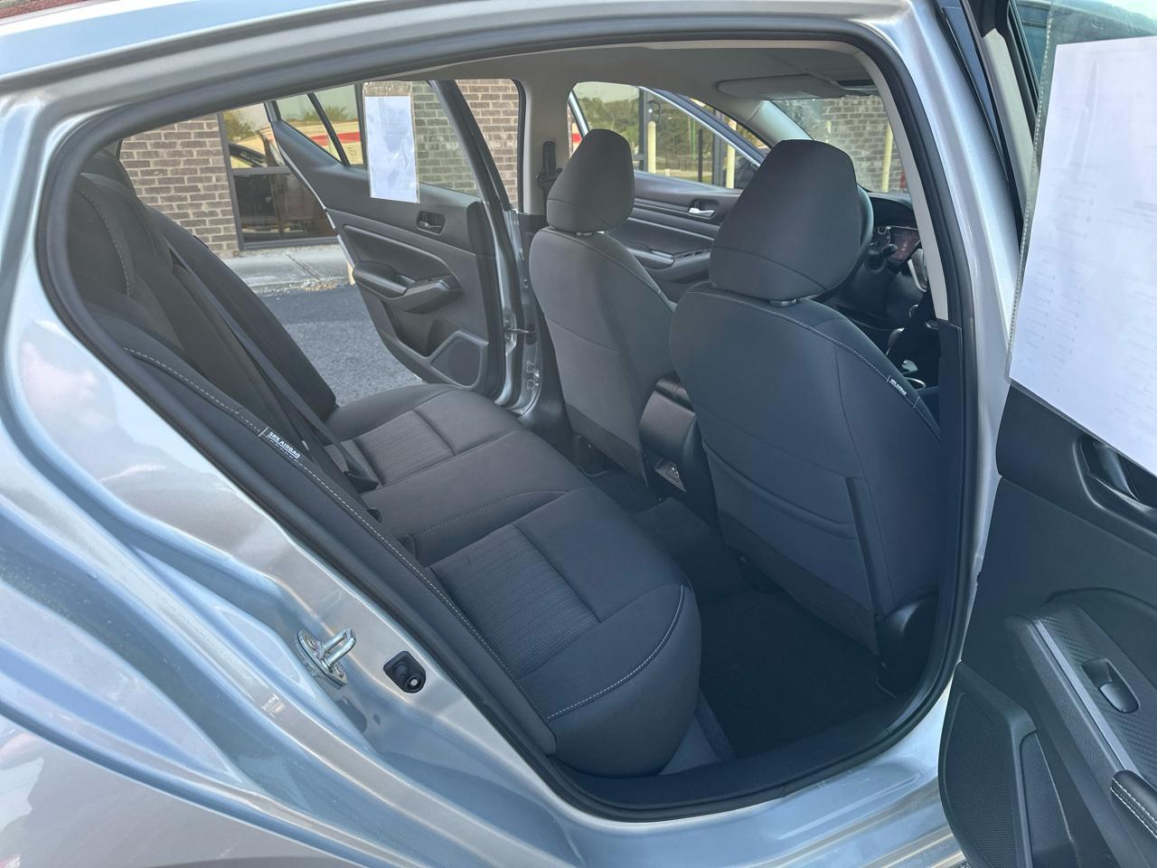 Nissan Altima 2.5 SV Sedan 2024