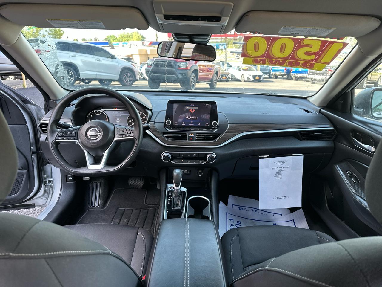 Nissan Altima 2.5 SV Sedan 2024