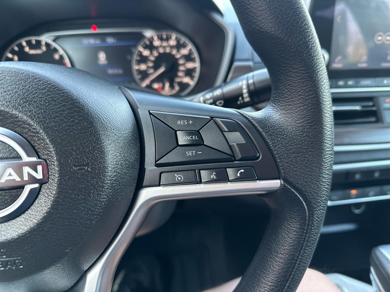 Nissan Altima 2.5 SV Sedan 2024