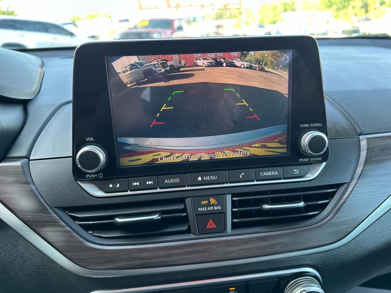 Nissan Altima 2.5 SV Sedan 2024