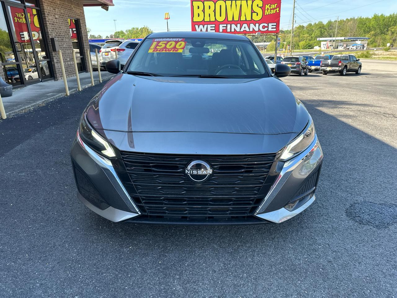 Nissan Altima 2.5 SV Sedan 2024