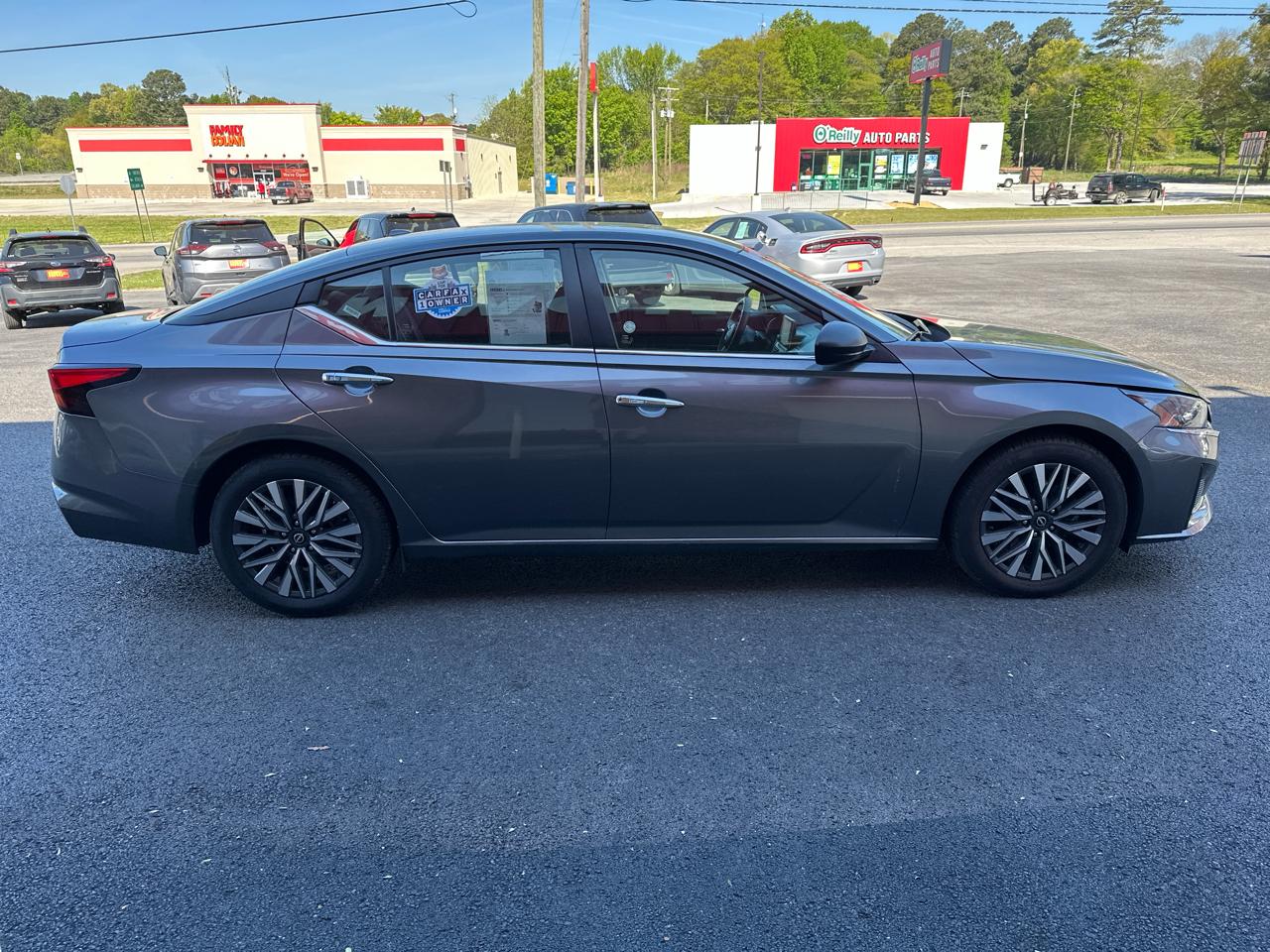 Nissan Altima 2.5 SV Sedan 2024