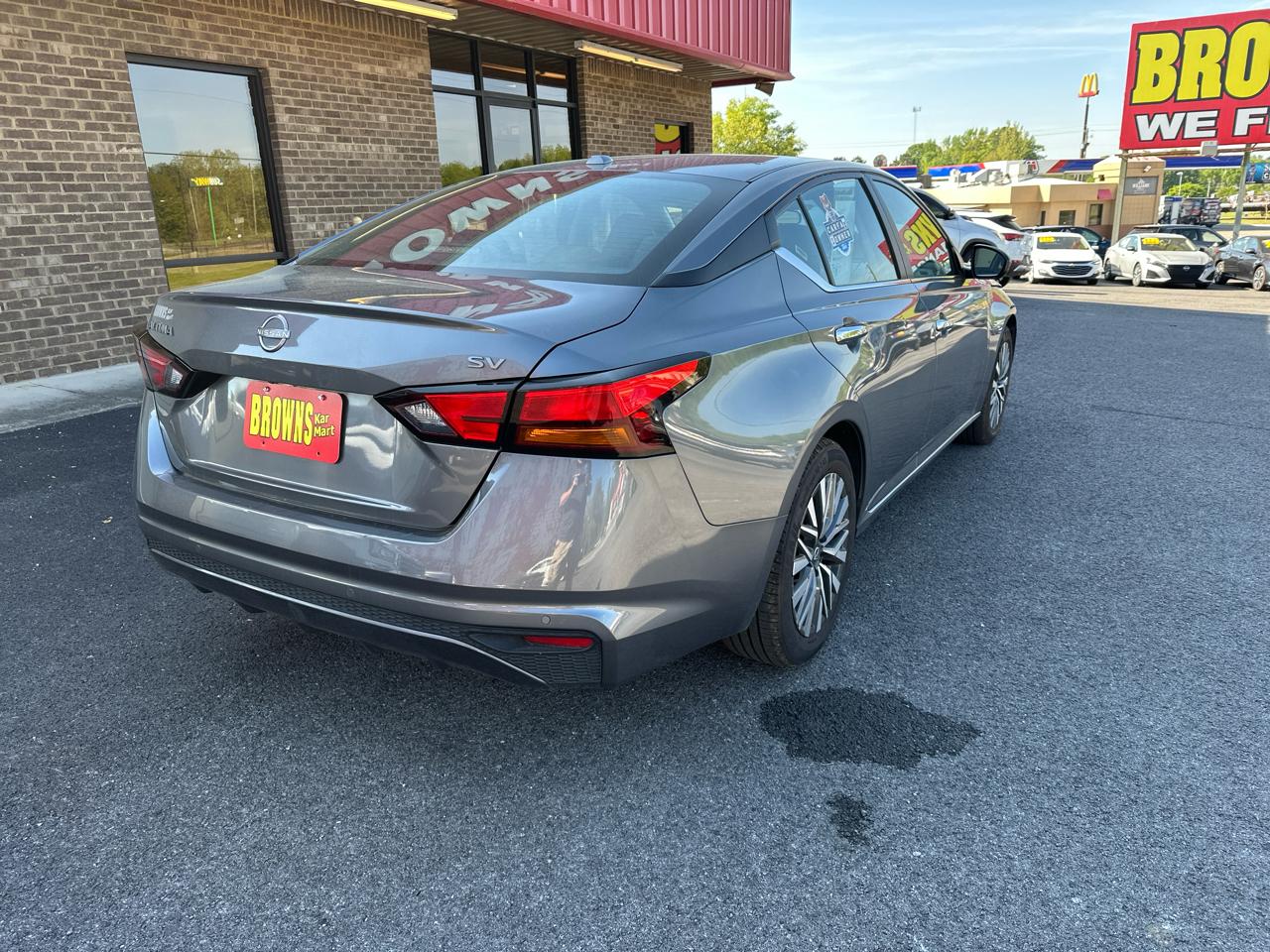 Nissan Altima 2.5 SV Sedan 2024