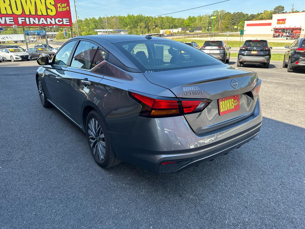 Nissan Altima 2.5 SV Sedan 2024