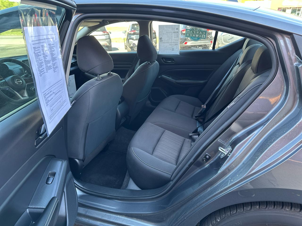 Nissan Altima 2.5 SV Sedan 2024