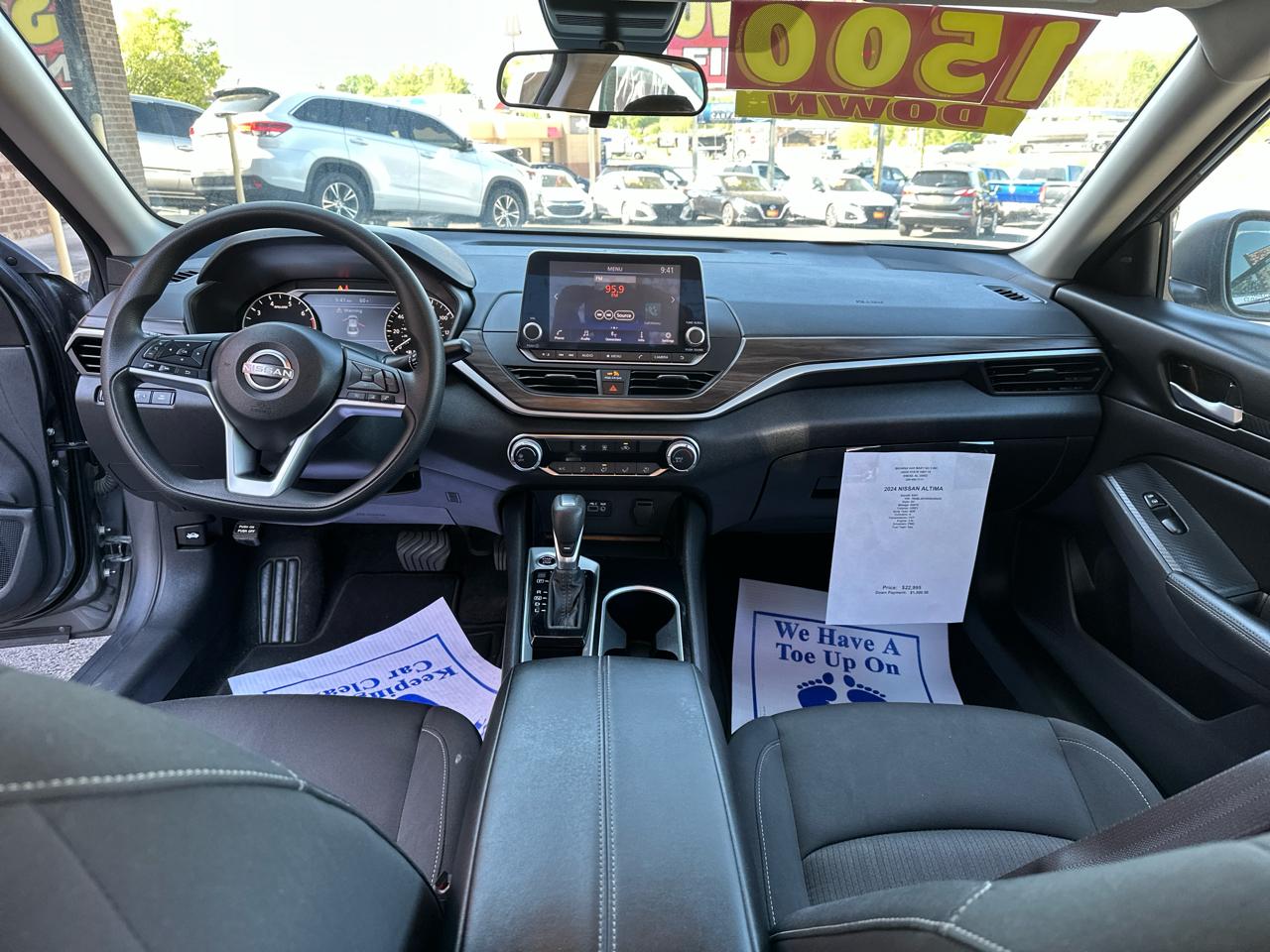 Nissan Altima 2.5 SV Sedan 2024