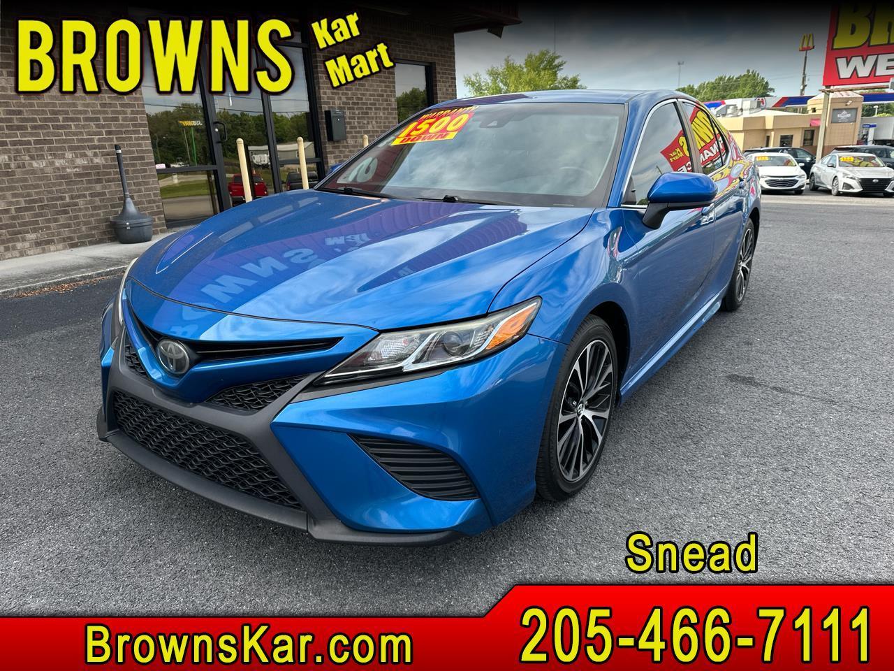 Toyota Camry SE Auto (Natl) 2020