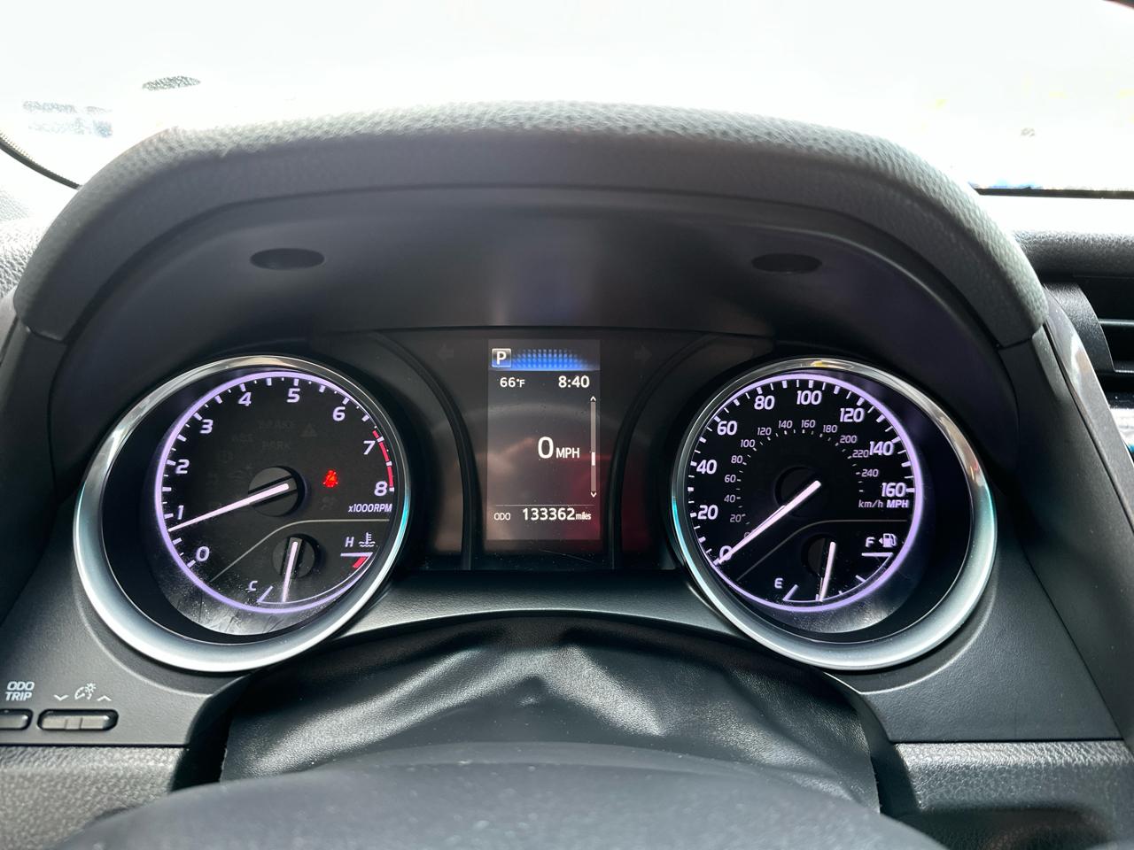 Toyota Camry SE Auto (Natl) 2020