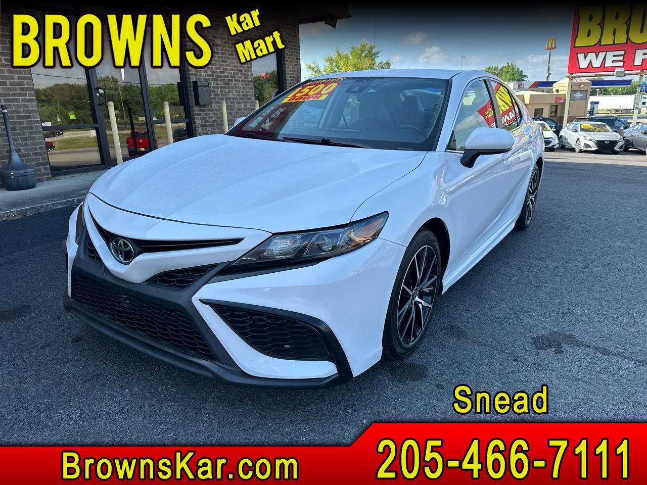 Toyota Camry SE Auto (Natl) 2021