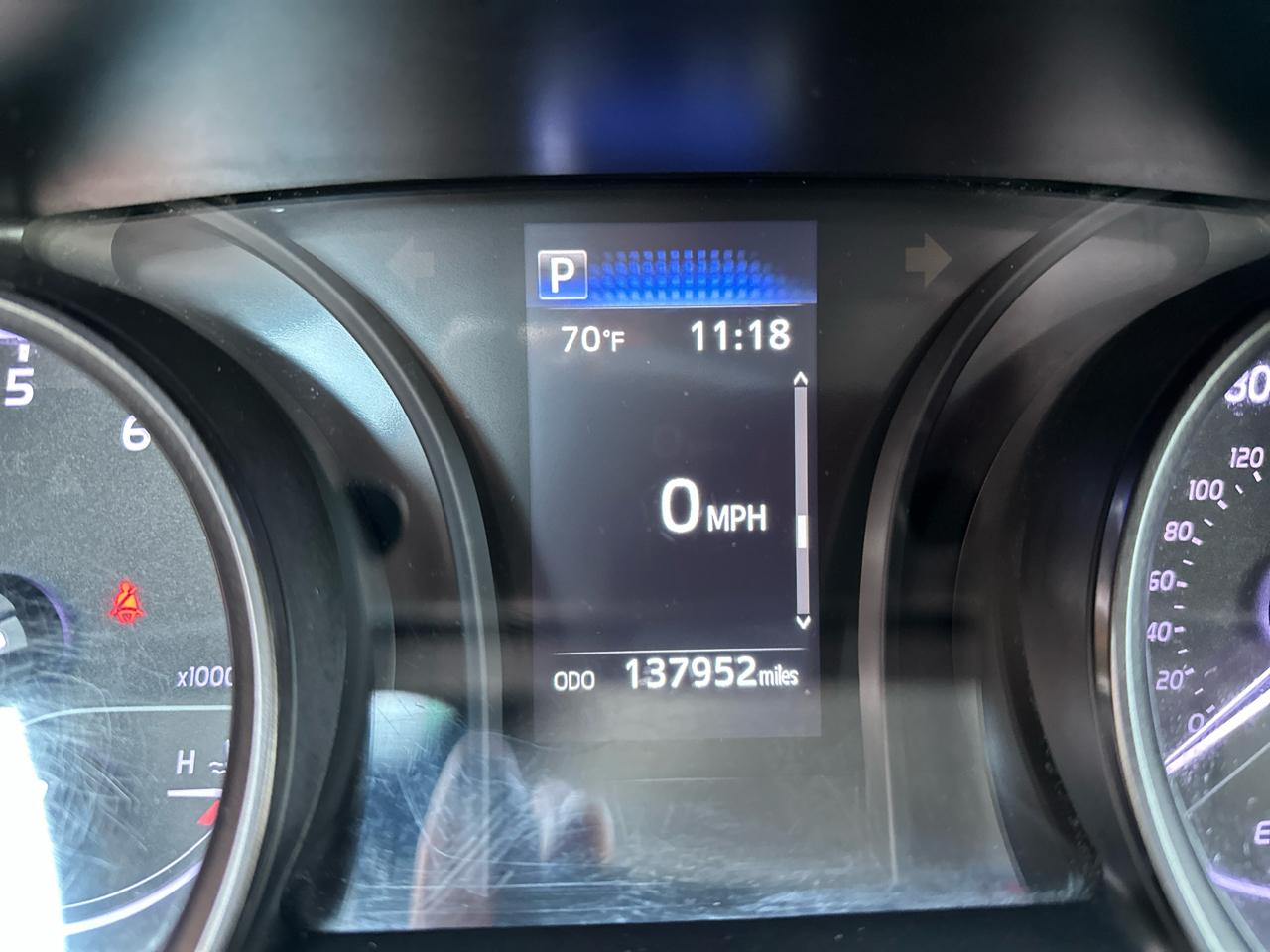 Toyota Camry SE Auto (Natl) 2021