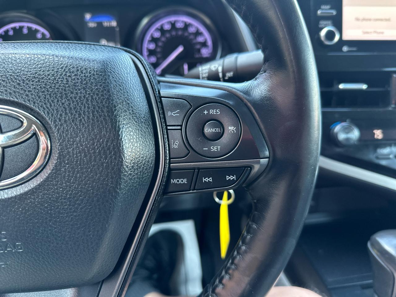 Toyota Camry SE Auto (Natl) 2021