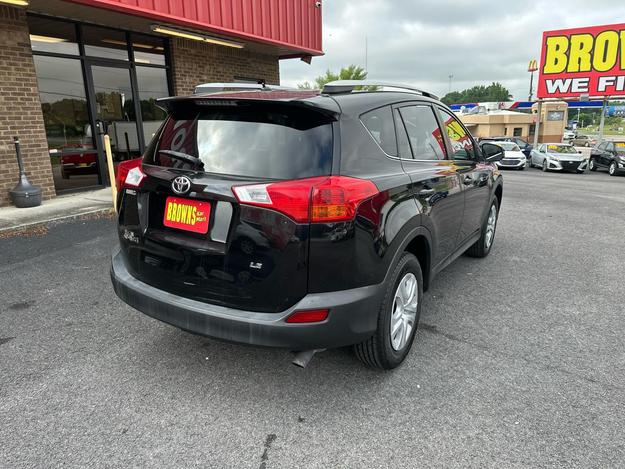 Toyota RAV4 FWD 4dr LE (Natl) 2013