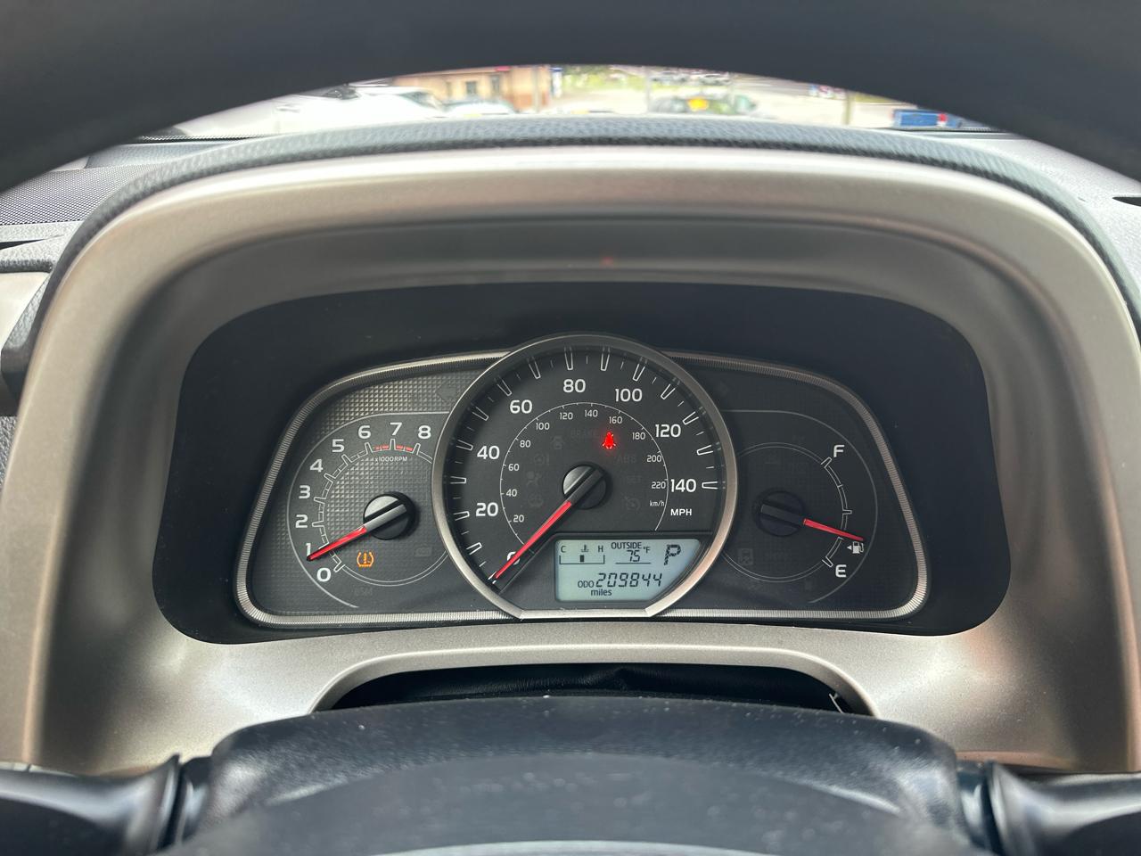 Toyota RAV4 FWD 4dr LE (Natl) 2013