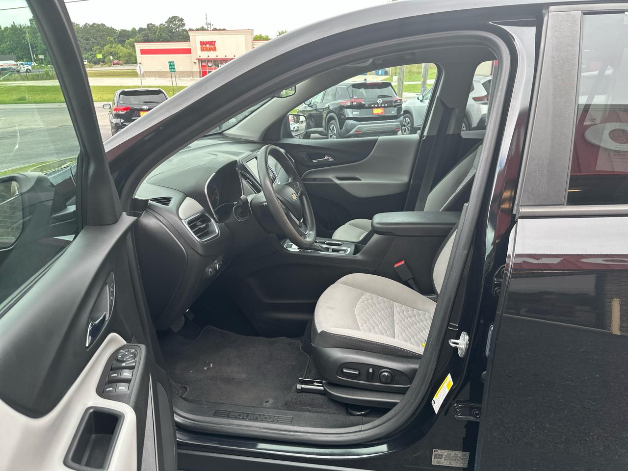 Chevrolet Equinox AWD 4dr LS w/1FL 2020