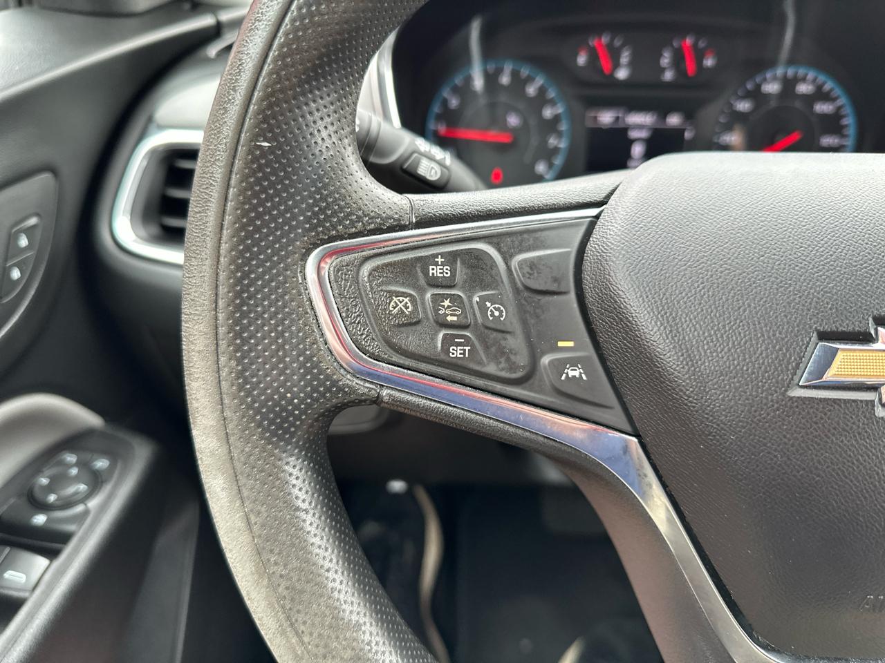 Chevrolet Equinox AWD 4dr LS w/1FL 2020