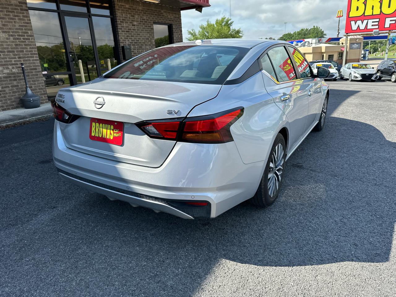 Nissan Altima 2.5 SV Sedan 2024