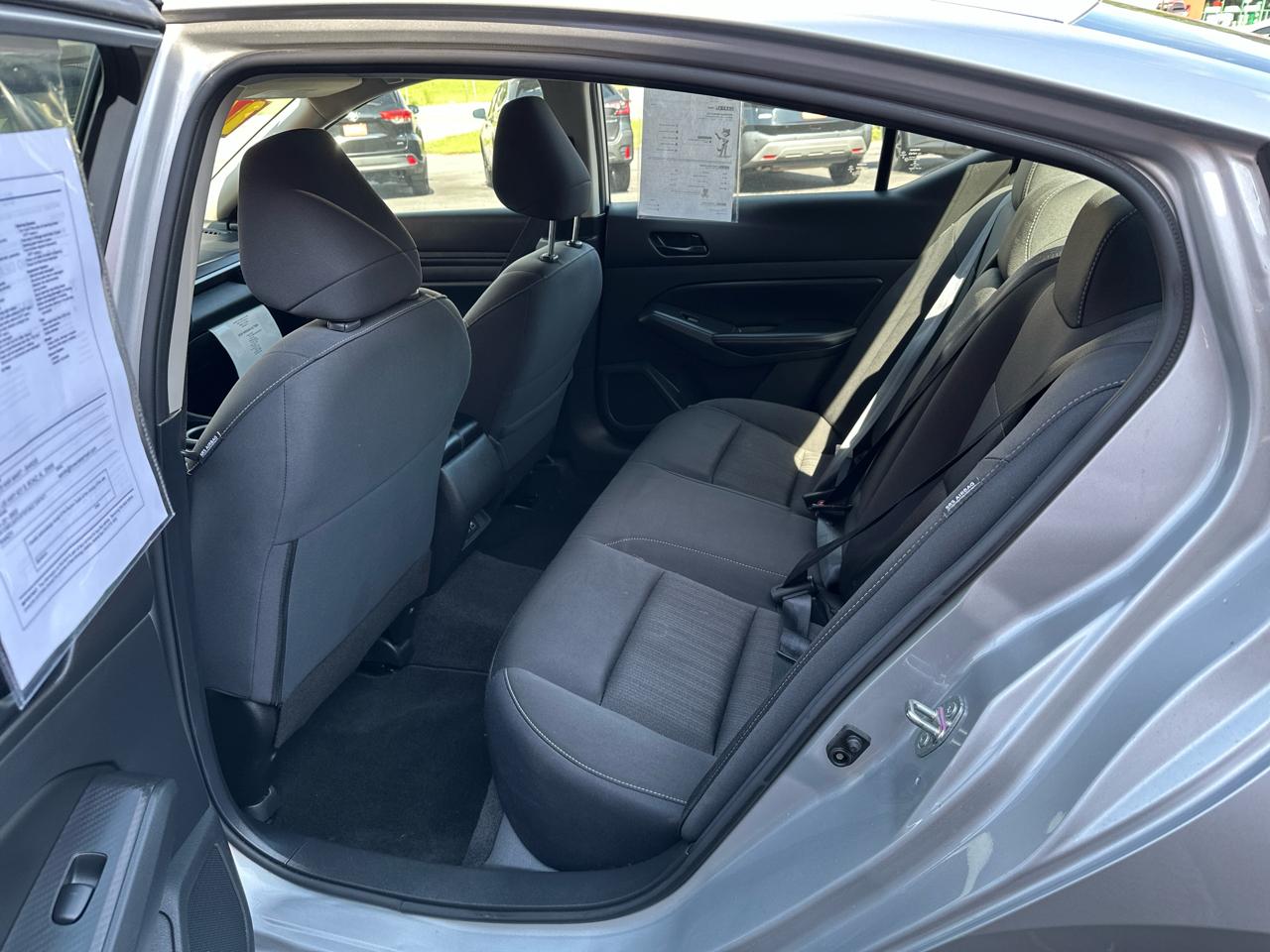 Nissan Altima 2.5 SV Sedan 2024