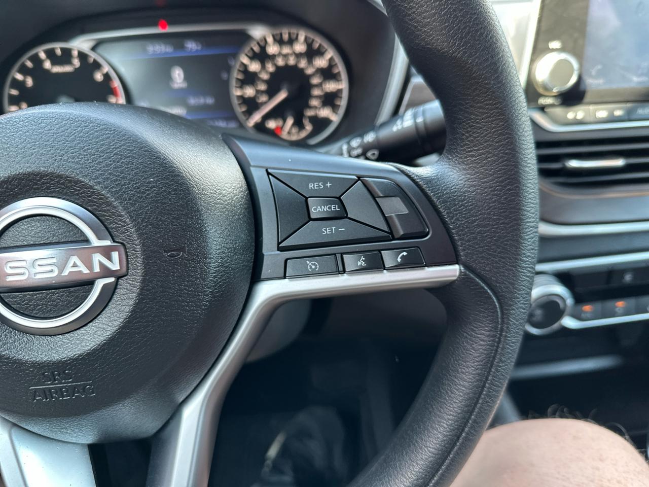 Nissan Altima 2.5 SV Sedan 2024