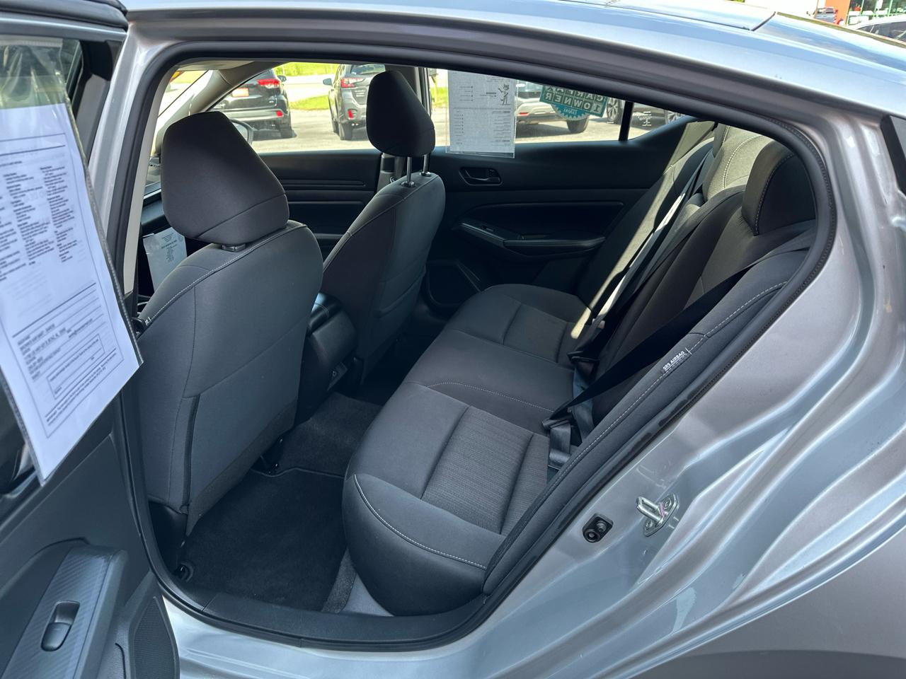 Nissan Altima 2.5 SV Sedan 2024