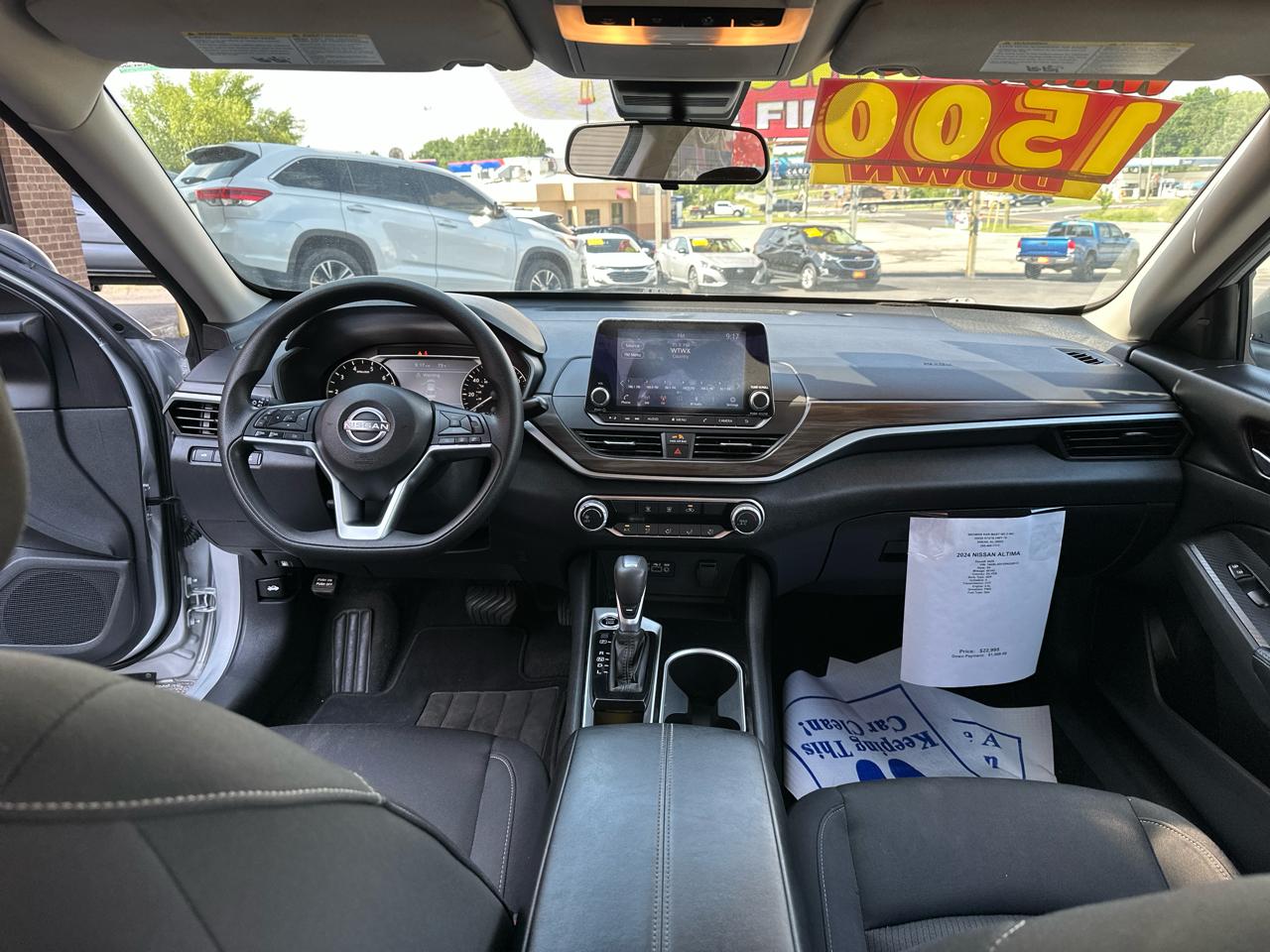Nissan Altima 2.5 SV Sedan 2024