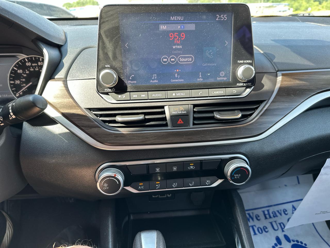 Nissan Altima 2.5 SV Sedan 2024